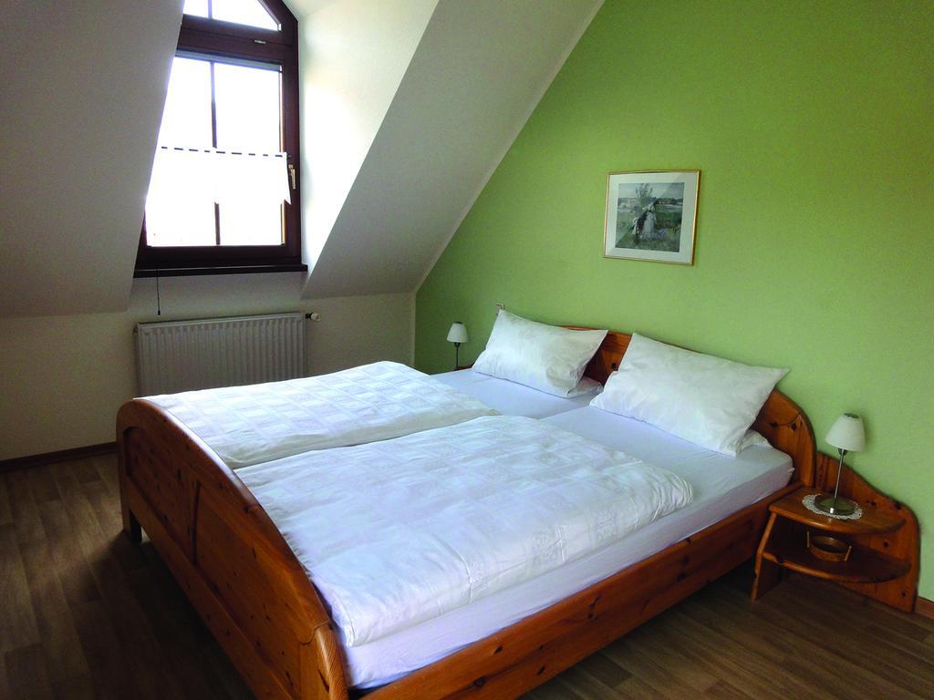 Ferienwohnung Am Moselufer زيل ان دير موسل المظهر الخارجي الصورة