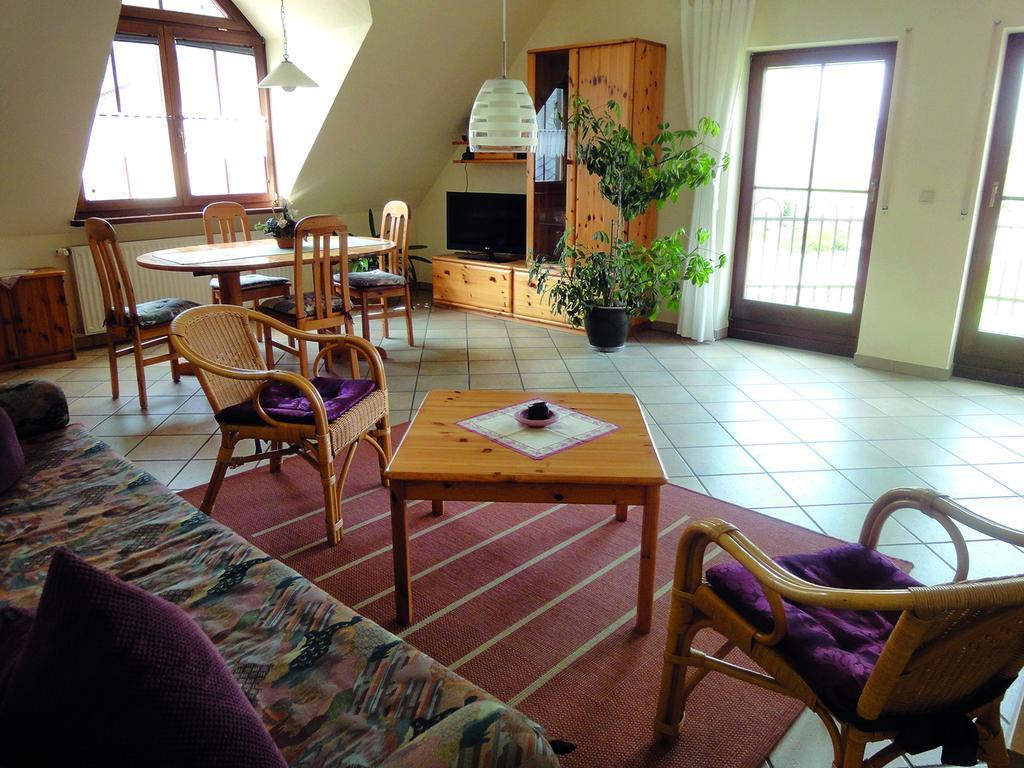 Ferienwohnung Am Moselufer زيل ان دير موسل المظهر الخارجي الصورة